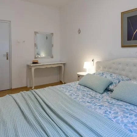 Apartamento Adrian By Guide